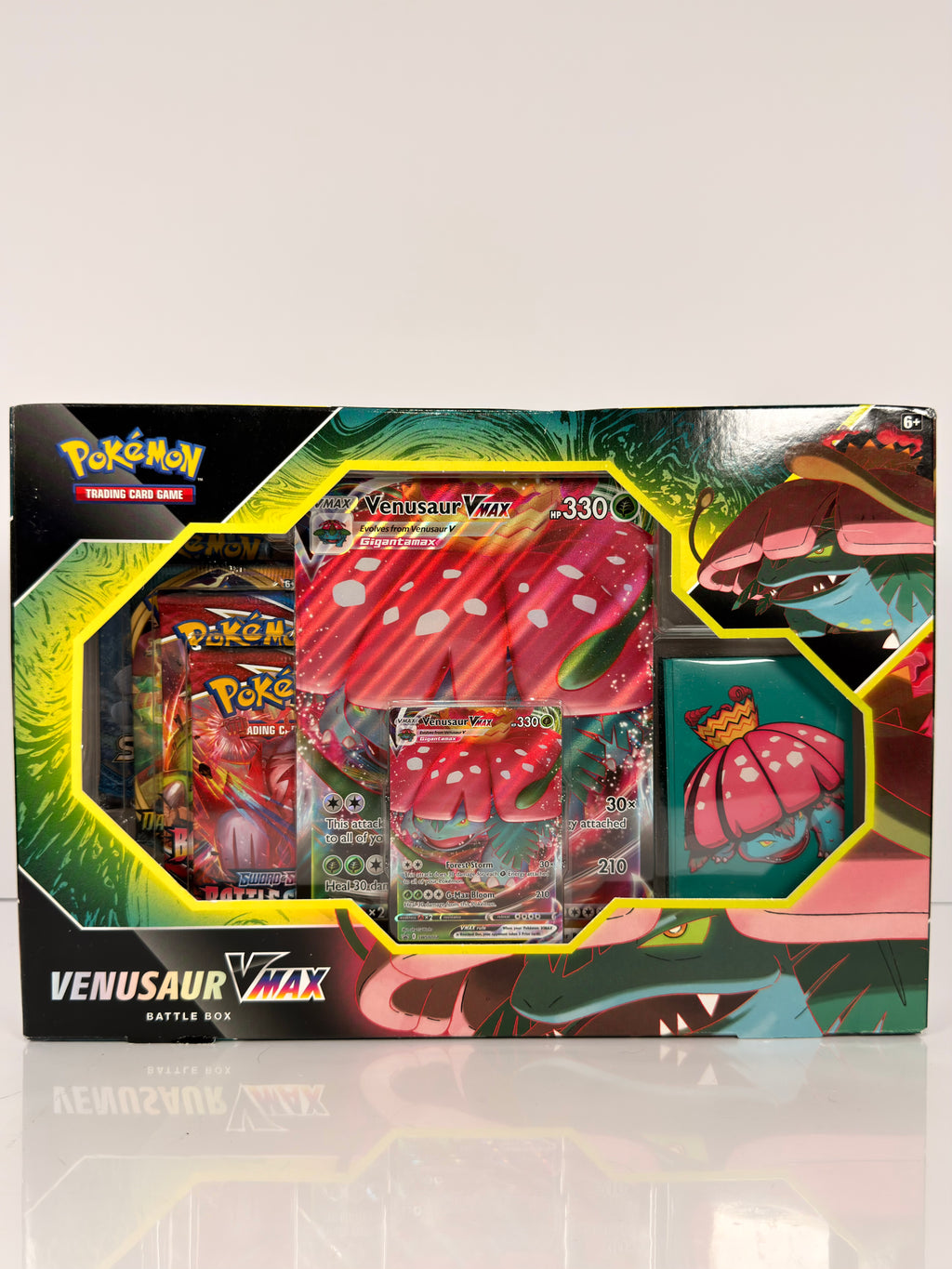 Pokémon TCG: Venusaur VMAX Battle Box